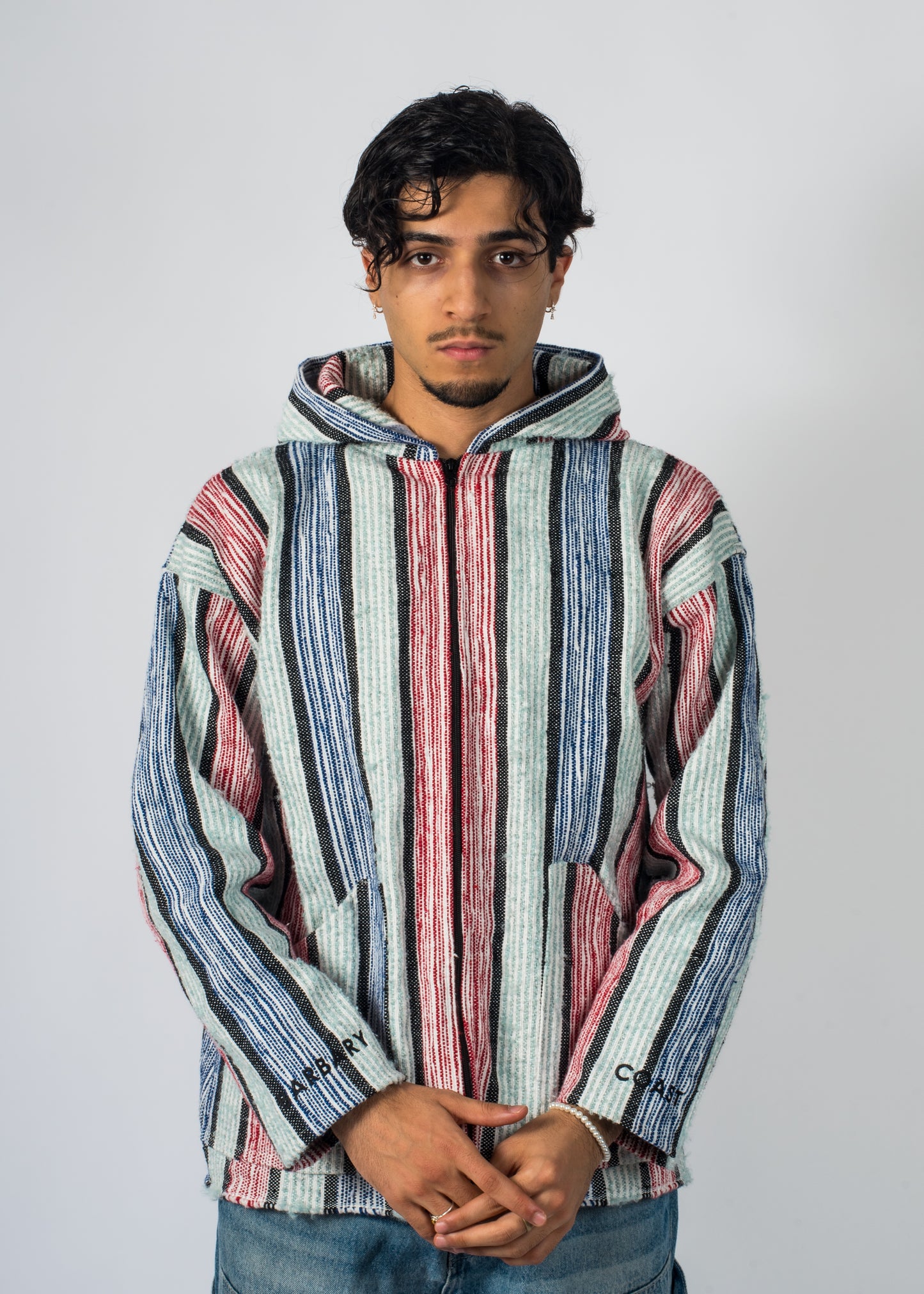 Veste à rayure bleu et rouge tissé à la main brodé Barbary Coast