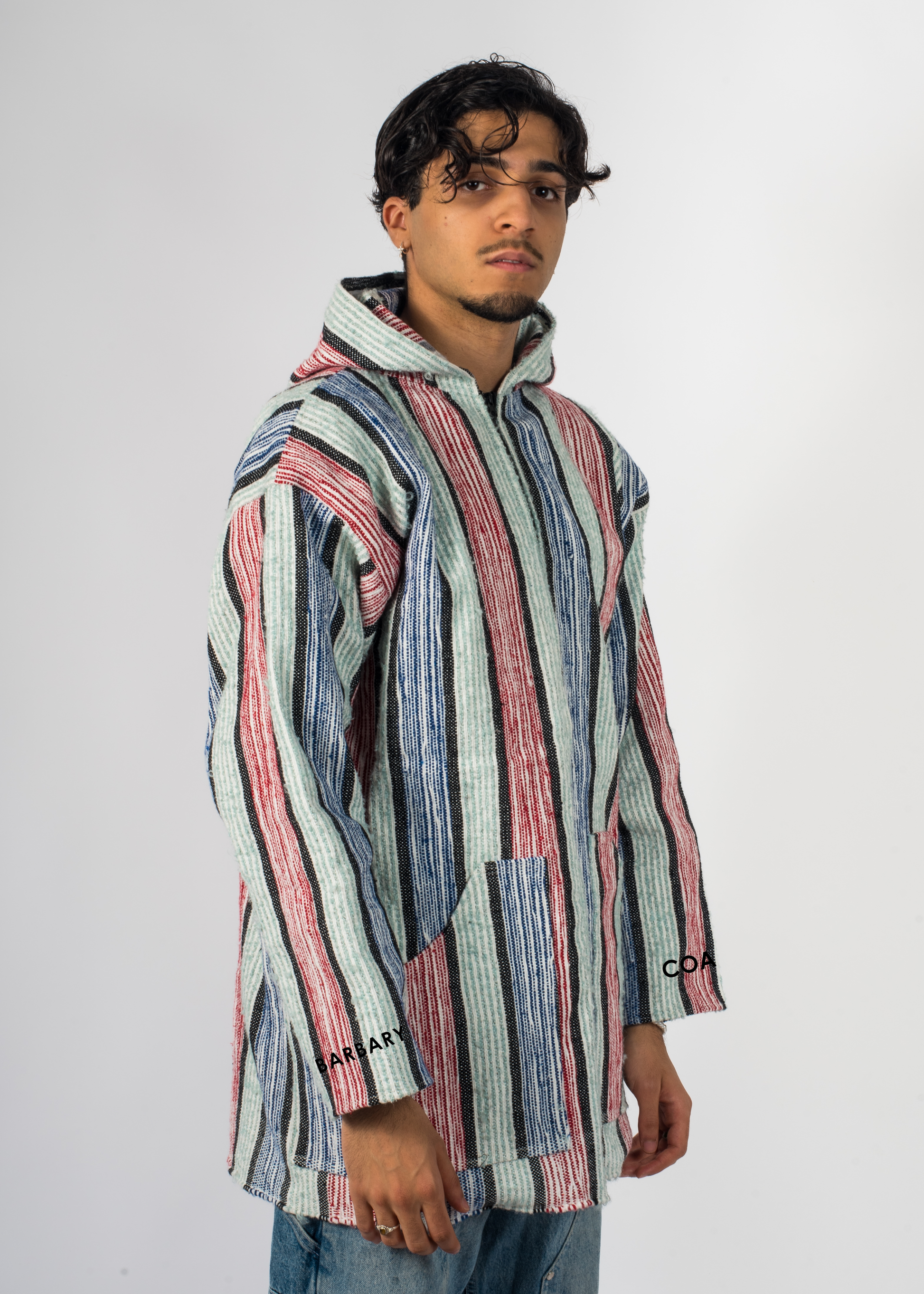Veste longue à rayure bleu et rouge tissé à la main brodé Barbary Coast